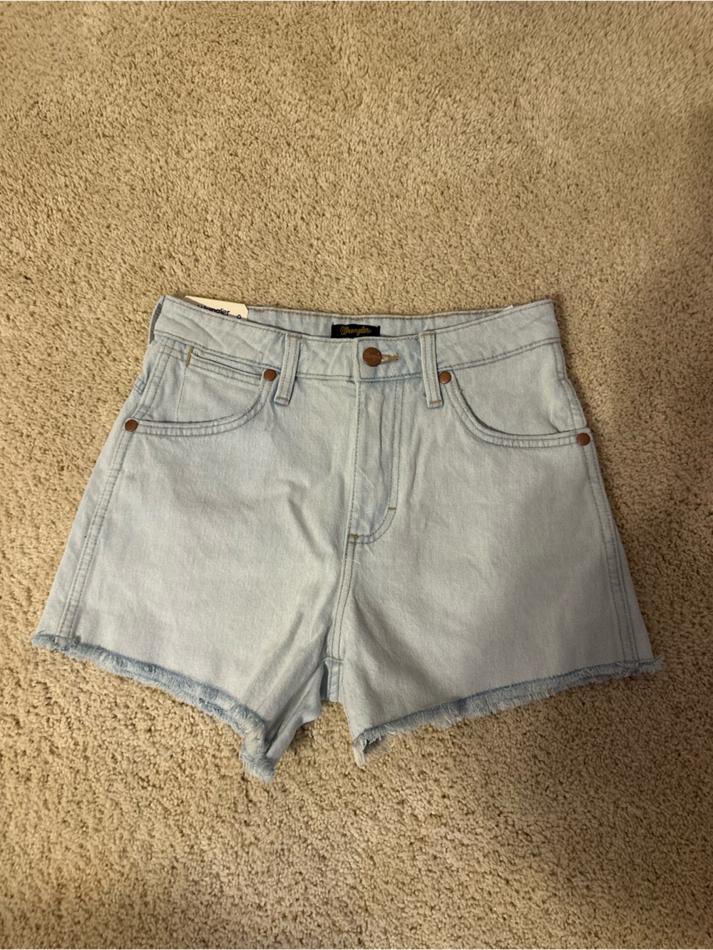 NWT Wrangler High Rise Cowboy Denim Shorts 26
